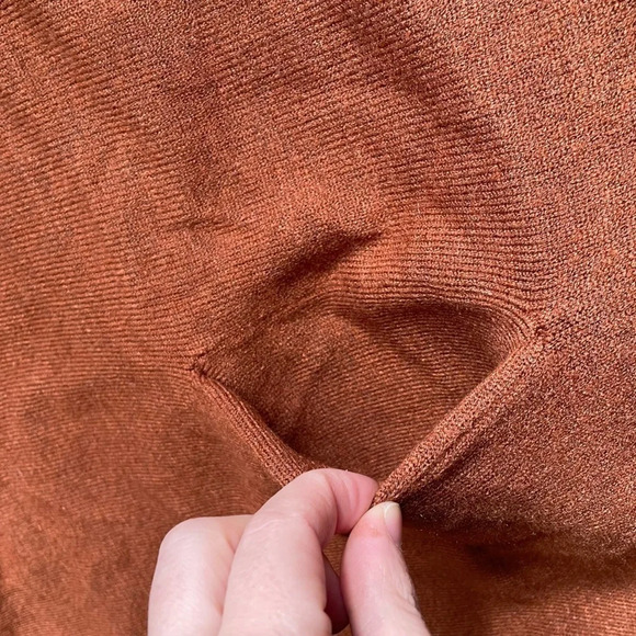 Moth Anthropologie Women's Pullover Rust Poncho Sweater Medium - Picture 5 of 11